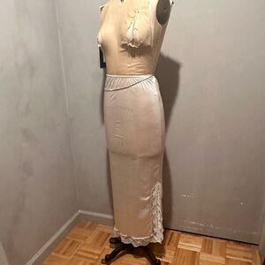 Vintage lace slip skirt